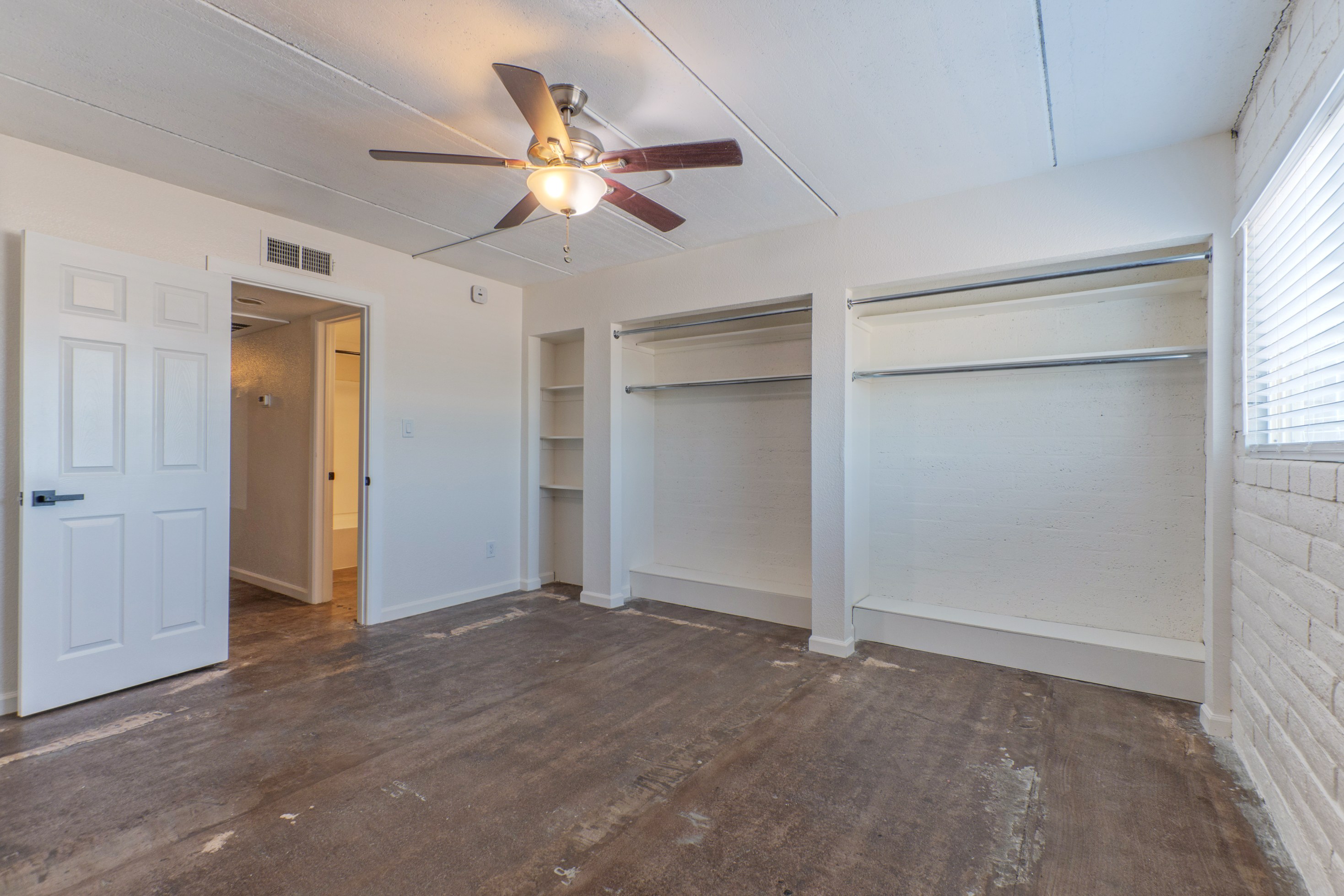Unit 213 photo 9